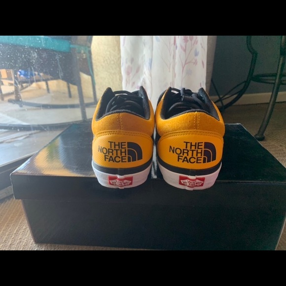 Vans x Northface collaboration - Picture 3 of 4